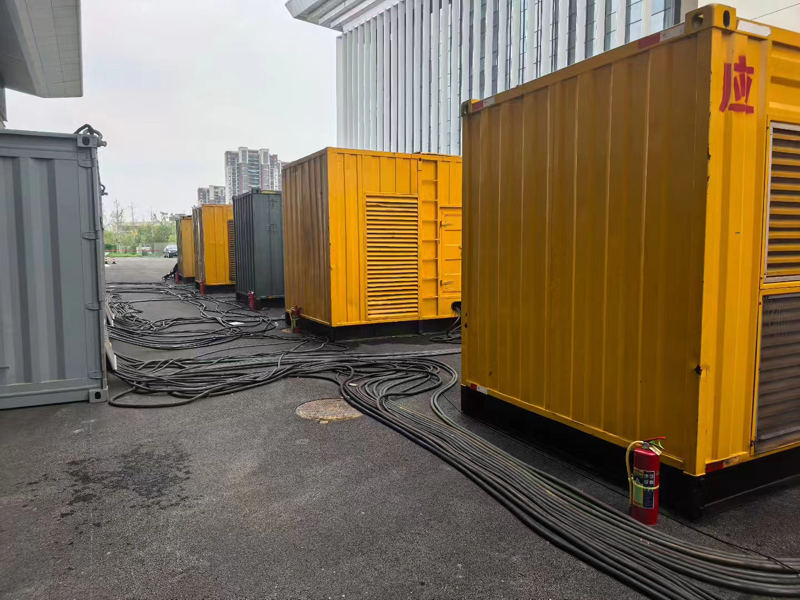 敦煌柴油发电机组冬季保养有哪些注意事项?